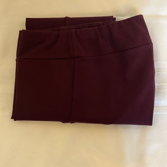 Lena Gabrielle Ruffle Cuff Pants - Size 2 - Picture 6 of 6